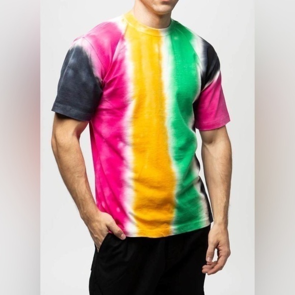 NWT CHINATOWN MARKET ALL OVER TIE DYE T-SHIRT Size Medium